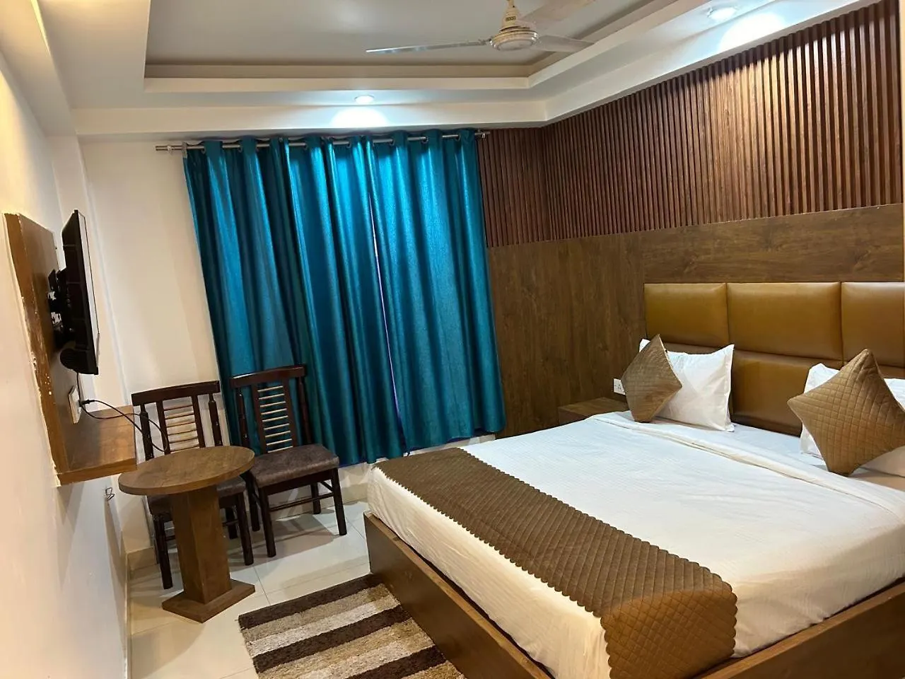 Hotel Air City Near Delhi Aiport New Delhi India